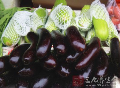 多吃含维生素的食物