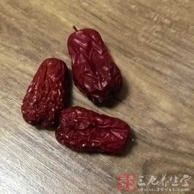 人参3g，大枣15个，粳米60g