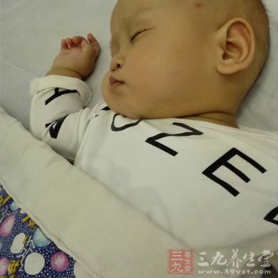 有助于提高宝宝晚上的睡眠质量