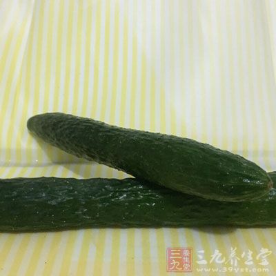 吃黄瓜有助于化解炎症