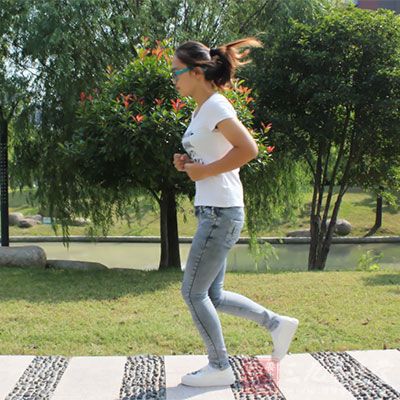 在瘦身过程中关键不是摄入纤维素的量,而是何种纤维素可在消化过程中起到好的催化脂肪消耗作用。 在瘦身过程中关键不是摄入纤维素的量,而是何种纤维素可在消化过程中起到好的催化脂肪消耗作用。