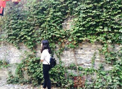 穿鞋不当引起的脚部疾病