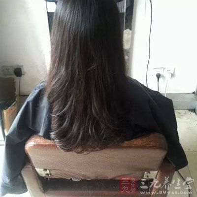 乳房不对称 乳房不对称