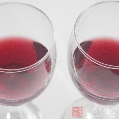 严禁烟酒，减少病情的复发、恶化