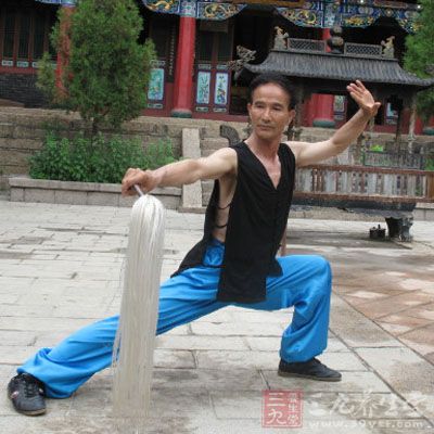 杨式太极拳 做这动作通过鼻子测试你的肾(2)