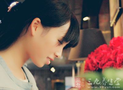 很多女孩子都喜欢吃甜食