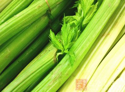 要保持平衡膳食，還應(yīng)多食新鮮蔬菜