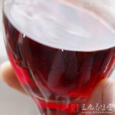 酗酒是酒精肝為關(guān)鍵的誘因