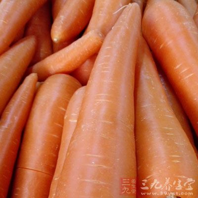 胡萝卜、南瓜、红薯、芒果、橘子、菠萝等水果。 胡萝卜、南瓜、红薯、芒果、橘子、菠萝等水果。