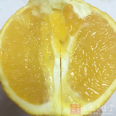 多吃点维C含量高的食物，如橘子、橙子