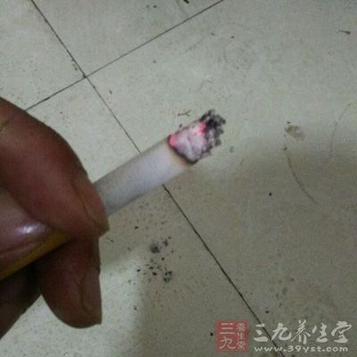 80%的肺癌都是吸烟所致