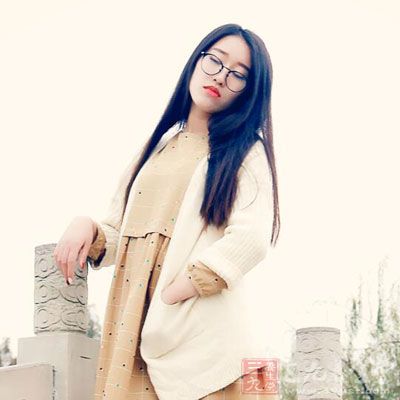 腹腔镜下打孔术除病