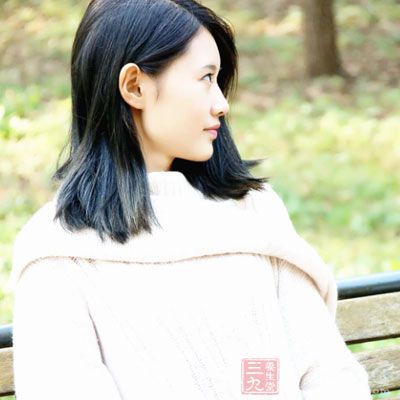 穿衣方面,不用太多,可以用多件轻薄的衣物代替厚的 穿衣方面,不用太多,可以用多件轻薄的衣物代替厚的