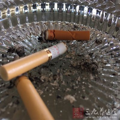 大气污染与吸烟对肺癌的发病率可能互相促进