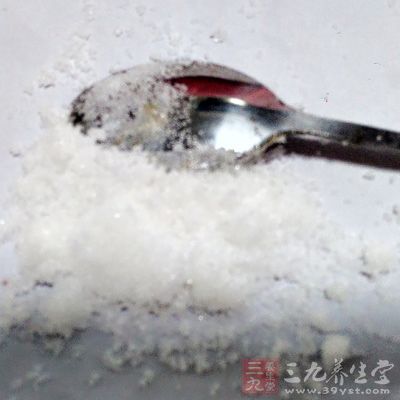 宿迁男子生产3吨多假盐牟利 销往一些乡镇超市