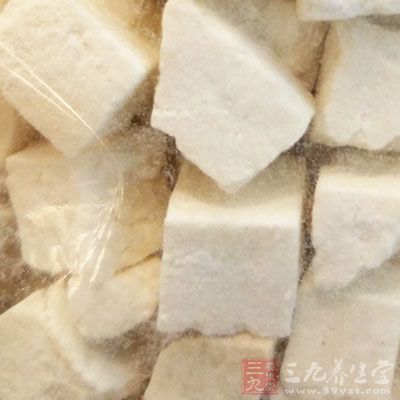 取茯苓500克左右