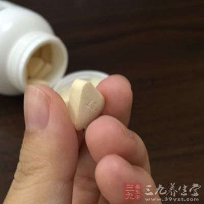 更年期的生活中一定要慎重使用药物