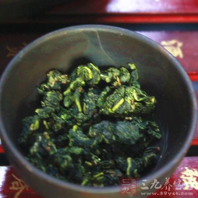 杜仲茶中的桃葉珊瑚甙具有利尿