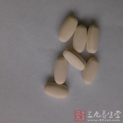 缺乏维生素A、B、C、D可引起粘膜上皮变性