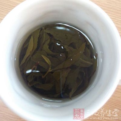 茶中的儿茶素能降低血浆中总胆固醇