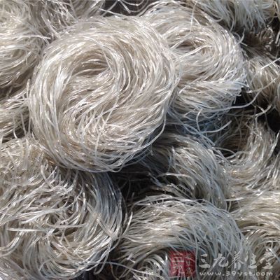 粉条，肉丝，海带，青椒