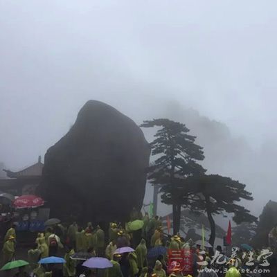 账篷是用来做什么用的，当然是防雨