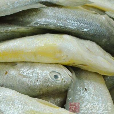 常吃魚(yú)可以美容養(yǎng)顏、使你變得更加聰明