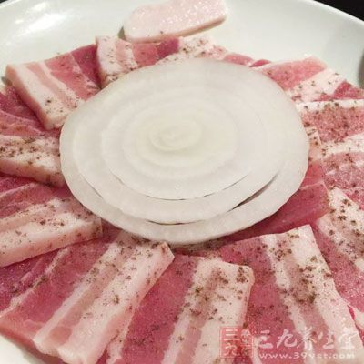 肉1份，黃豆醬1罐