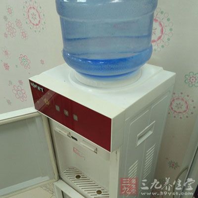 饮水机长期使用不被清洗