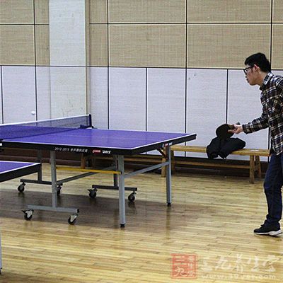 乒乓球教学 让你欣赏不一样的技术(2)