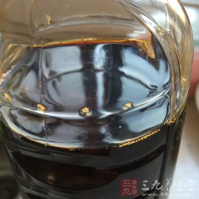 南美对虾，生抽，醋，糖，沙茶酱，蒜蓉辣酱，麻油，淀粉，生姜，葱