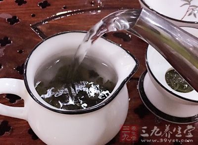 用茶來調(diào)理腹瀉一方面制作簡單快捷