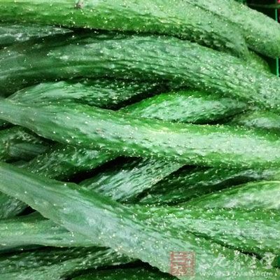 虾米，黄瓜，西葫芦，培根，香干，魔芋粉丝，黑木耳