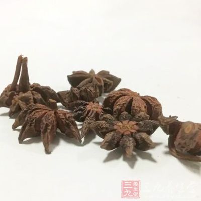 20粒左右的花椒，八角，小茴香，香叶，野山椒