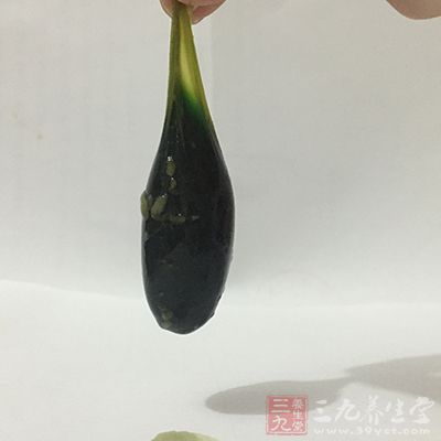 很多人会选择食用胆汁。其实其中含有剧毒