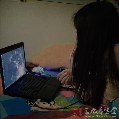 熬夜會(huì)造成睡眠癱瘓癥