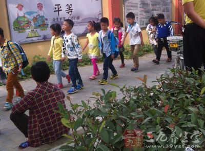 北京一年级小学生三成视力不良