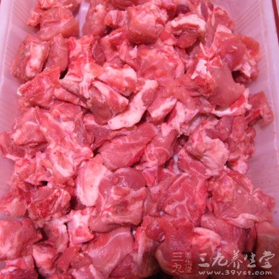 豆腐干适量，猪肉1块