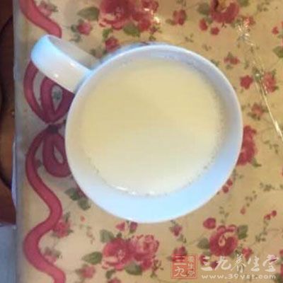 飲用脫脂乳可以增加耳骨骨質(zhì)