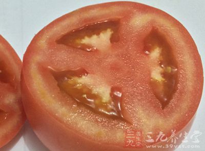 它富含天然强力抗氧化剂：番茄红素