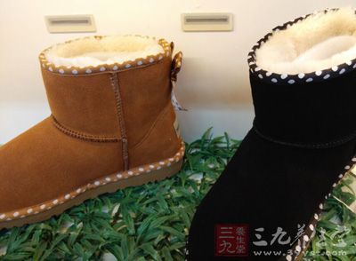 这款真可谓算是明星款，穿上它走在街头回头率很高的哦