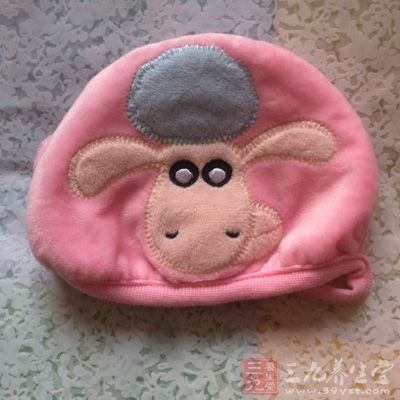 口罩在戴上一段时间后,内外两面都会变得不卫生 口罩在戴上一段时间后,内外两面都会变得不卫生