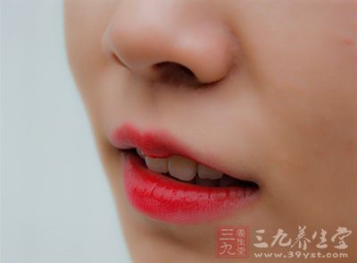 就在你我之间，有80%的人都是歪鼻子