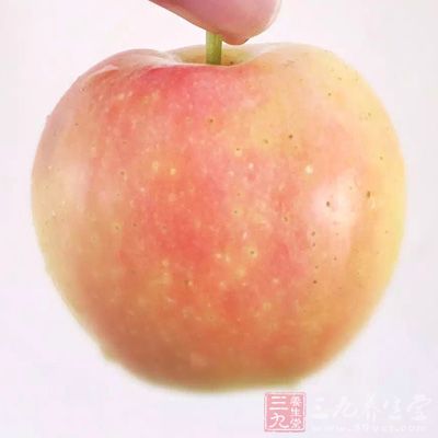 如果餓了可以吃一個(gè)小水果