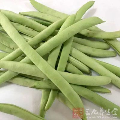 煮至80℃未全熟的豆角中，毒素反而更高