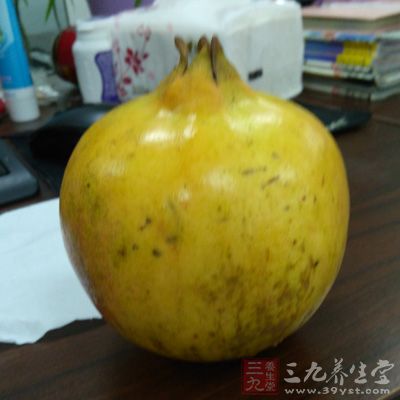 紅石榴中含有的鈣、鎂、鋅等礦物質(zhì)萃取精華