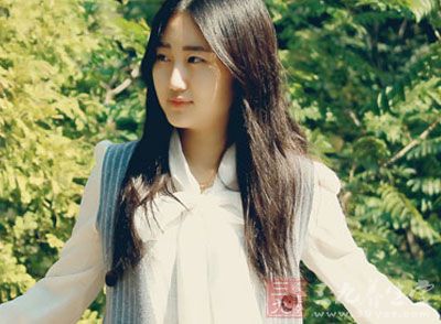 用盐洗澡可令肌肤光滑柔嫩 用盐洗澡可令肌肤光滑柔嫩