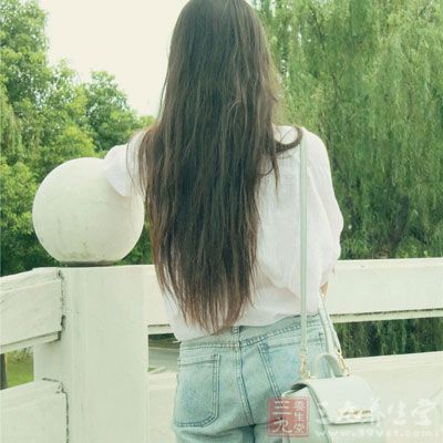 用盐泡脚可去死皮 用盐泡脚可去死皮