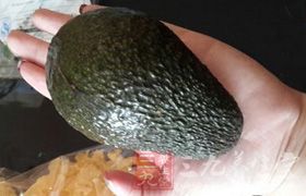 牛油果口感特殊,对于很多人来说并不好吃 牛油果口感特殊,对于很多人来说并不好吃