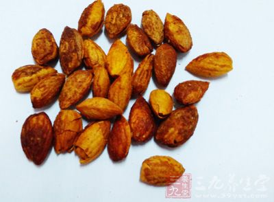 每天8颗大杏仁帮着大脑来抗老 每天8颗大杏仁帮着大脑来抗老